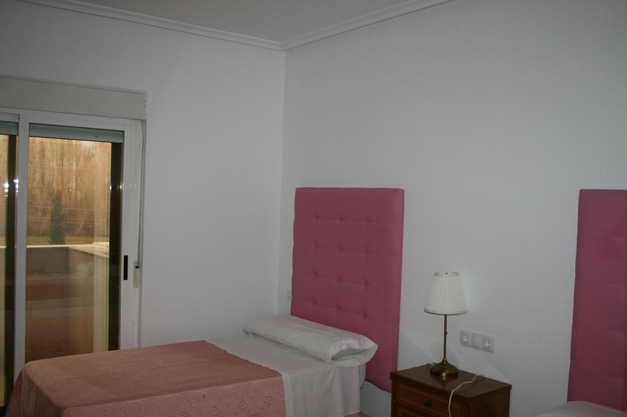מלון La Bañeza Mirador Del Ermitage מראה חיצוני תמונה