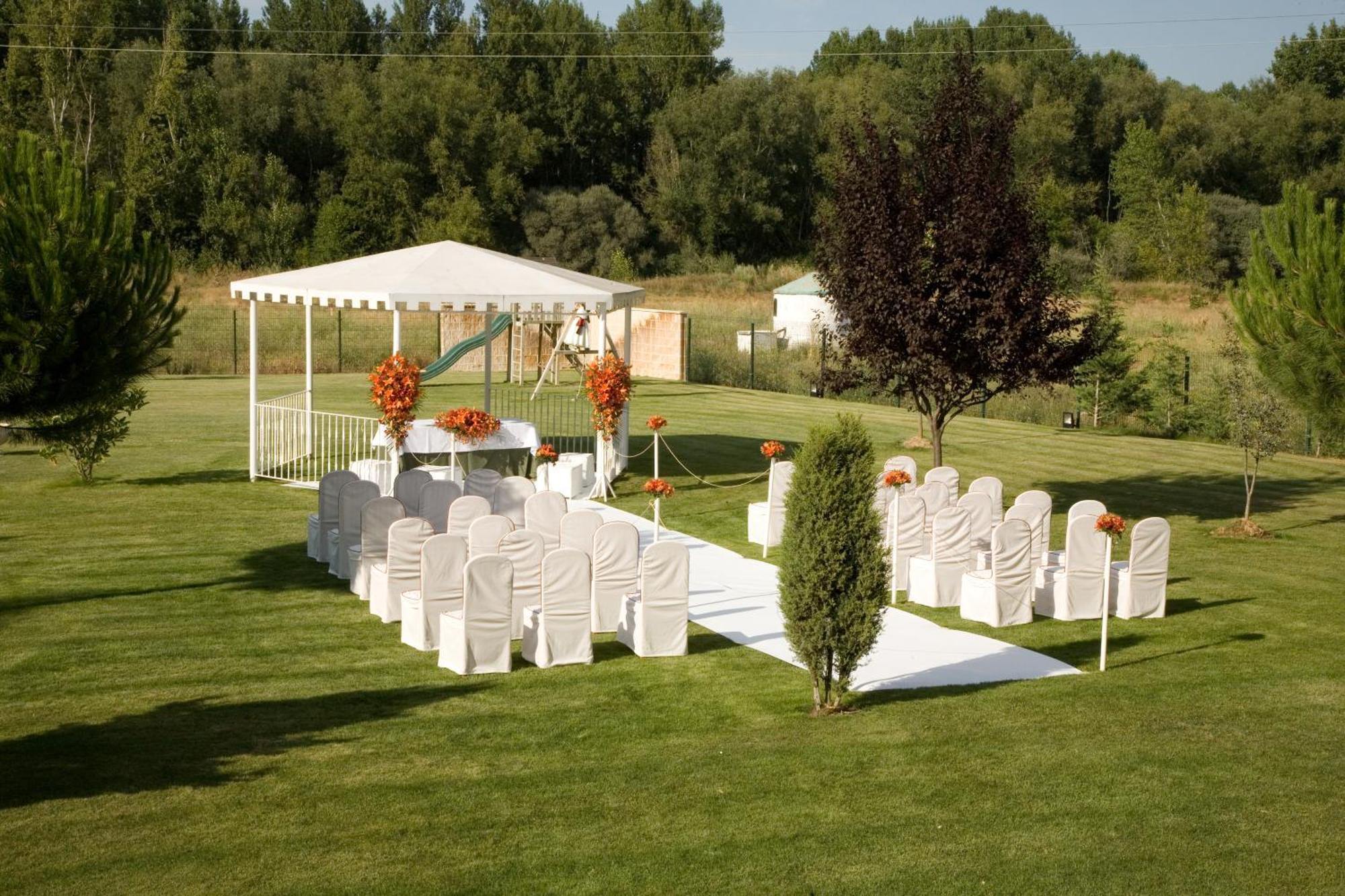 מלון La Bañeza Mirador Del Ermitage מראה חיצוני תמונה